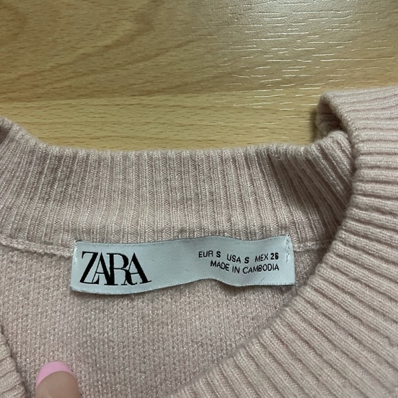 Zara Pink Oversized Knit Sweater - Picture 2 of 7